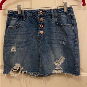denim skirt